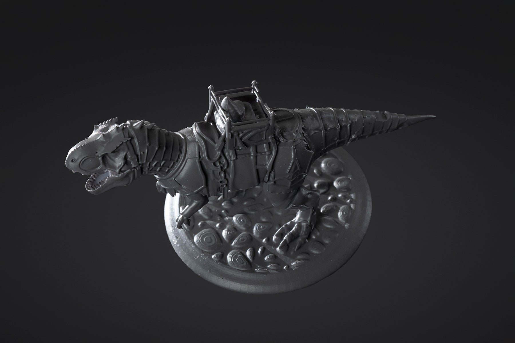 Figurine de Tyrannosaurus rex en armure à peindre